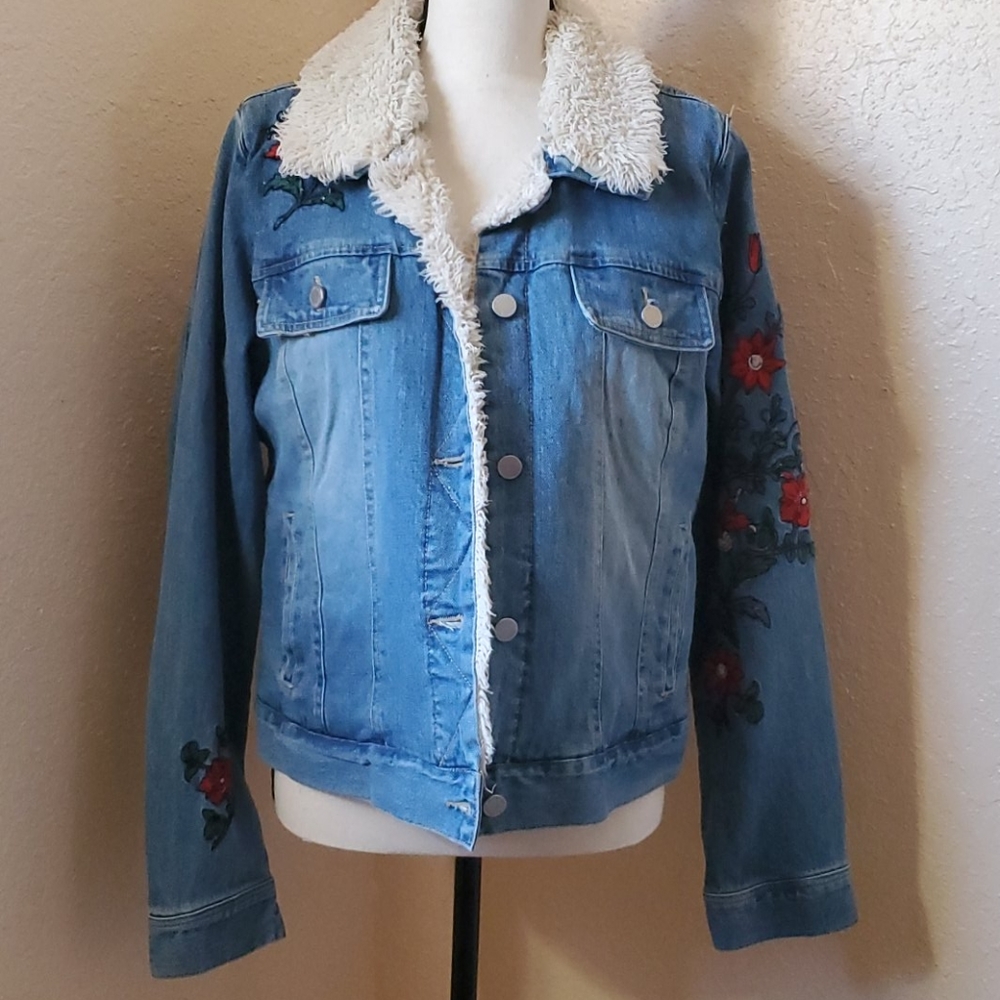 Jolt Embroidered Fluffy Jean Jacket